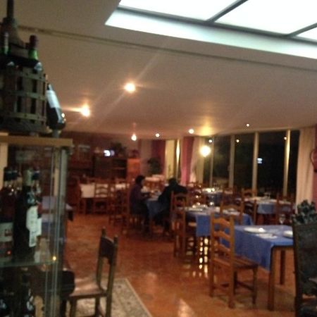 Hotel Montes Blancos Ezcaray Buitenkant foto