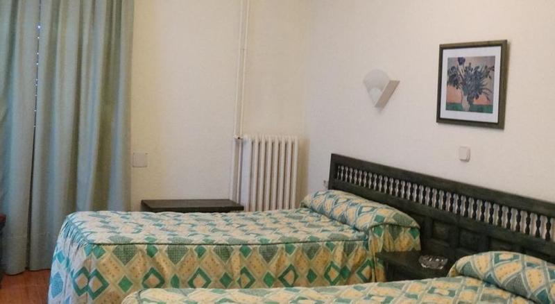 Hotel Montes Blancos Ezcaray Buitenkant foto