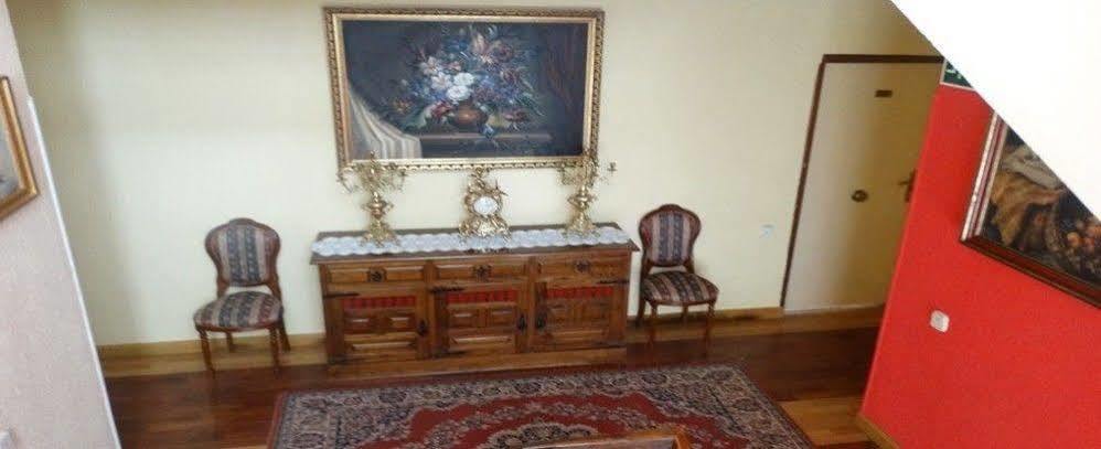 Hotel Montes Blancos Ezcaray Buitenkant foto