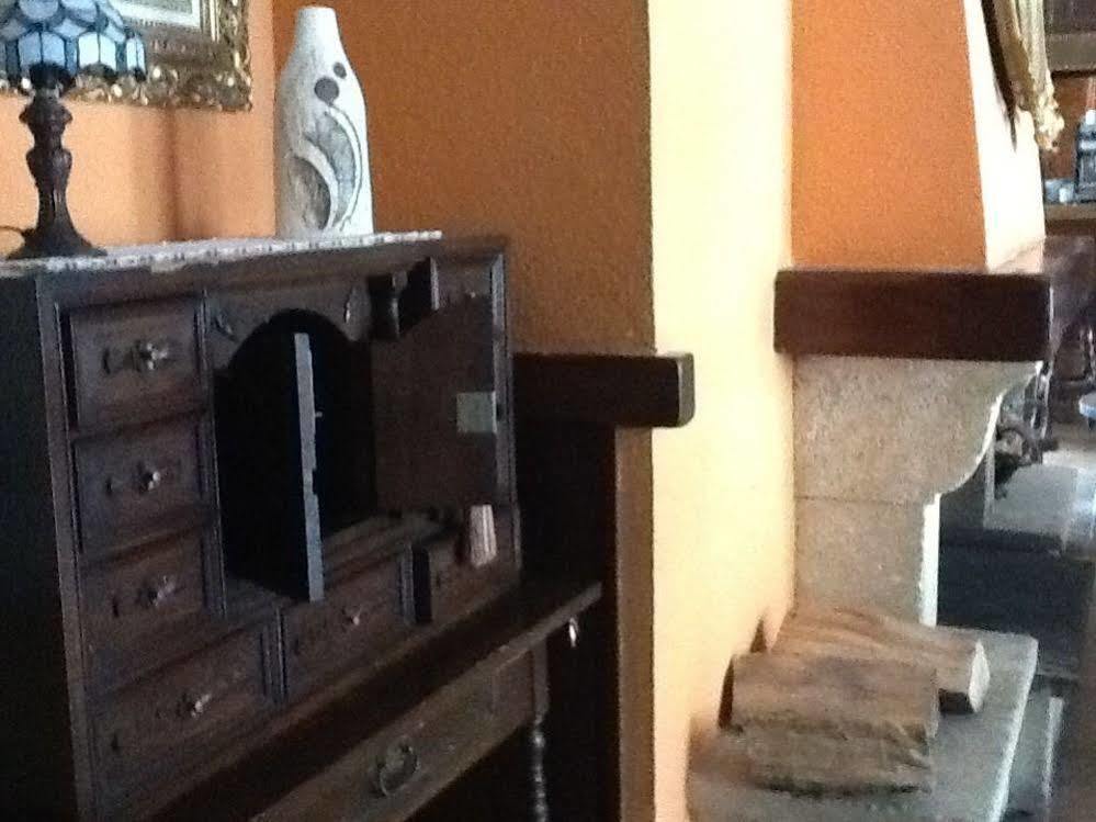 Hotel Montes Blancos Ezcaray Buitenkant foto